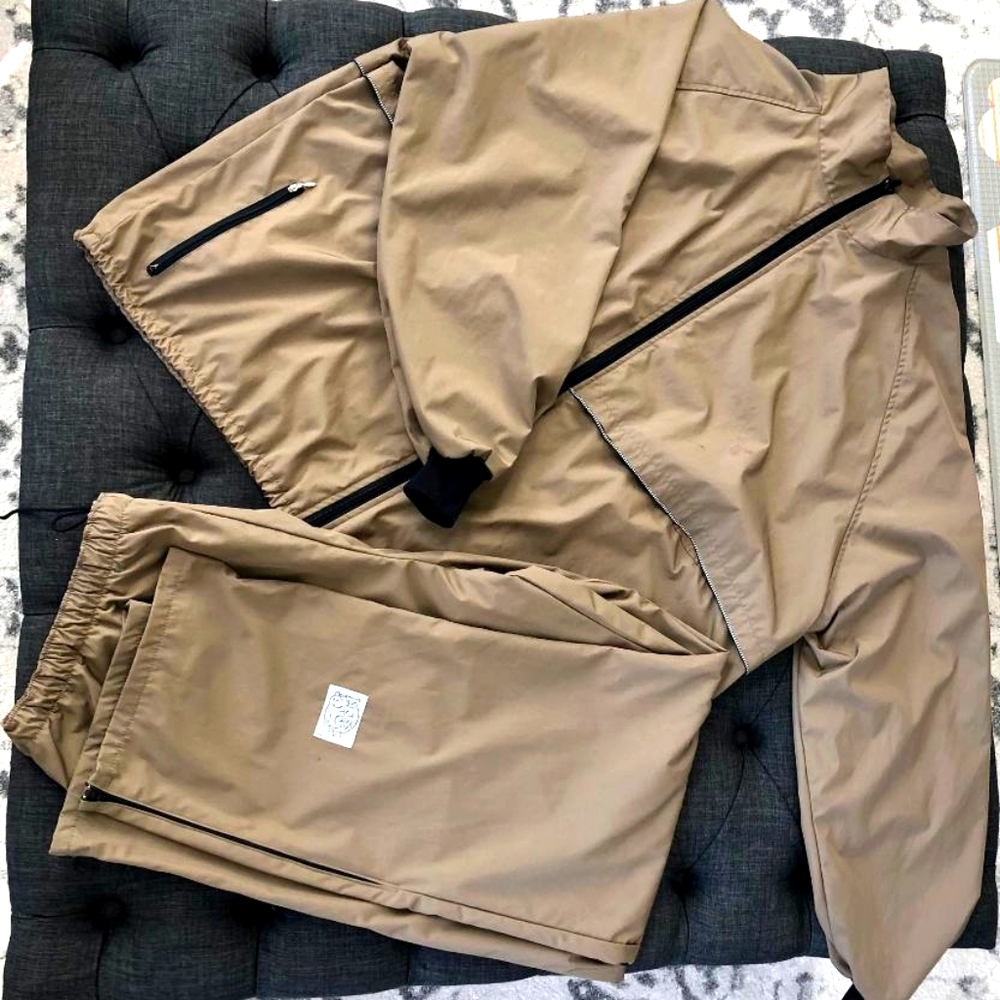 Moss Brown 10-Miler Track Suit